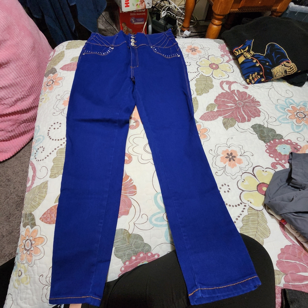 Stylish Blue Women's Jeans